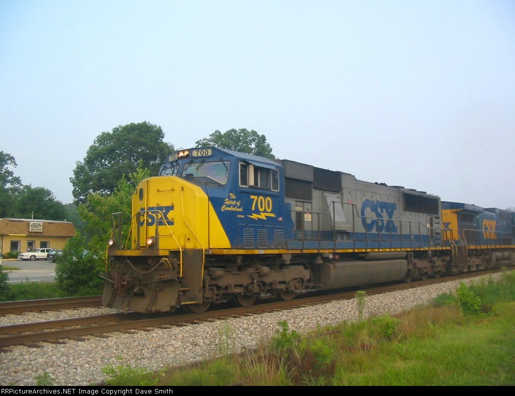 CSX 700